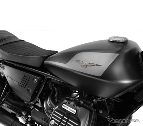モト・グッツィ V9ボバー(エッセンシャルブラック)