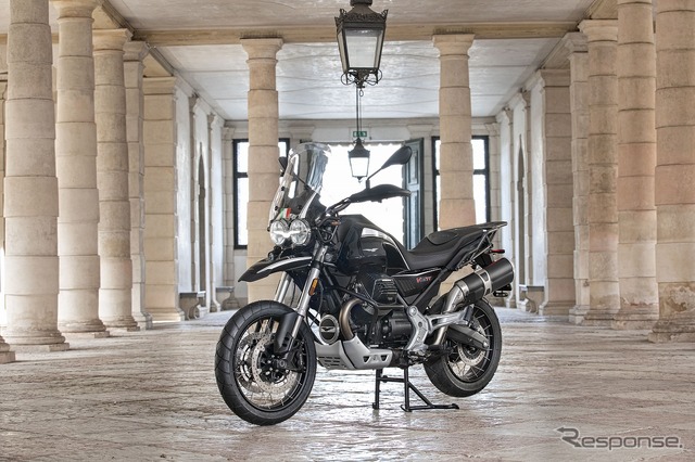 モト・グッツィ V85TT グアルディア ドノーレ