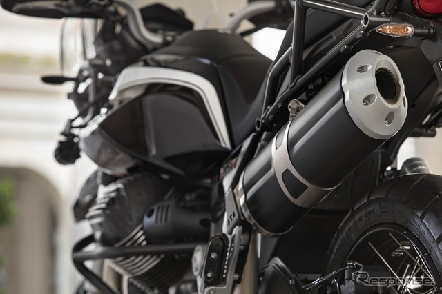 モト・グッツィ V85TT グアルディア ドノーレ