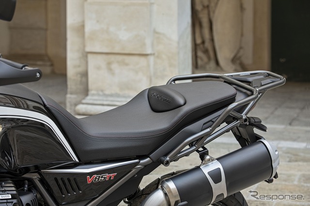 モト・グッツィ V85TT グアルディア ドノーレ