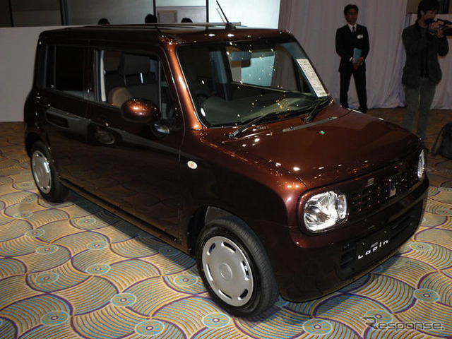 【スズキ ラパン 新型発表】180cm+・90kg+…運転席は問題ない