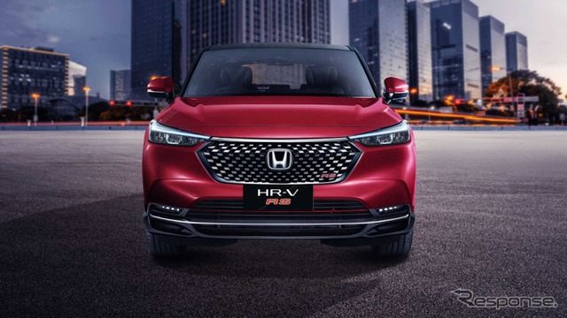 ホンダ HR-V(ヴェゼル に相当) 新型の「RS」(インドネシア仕様)