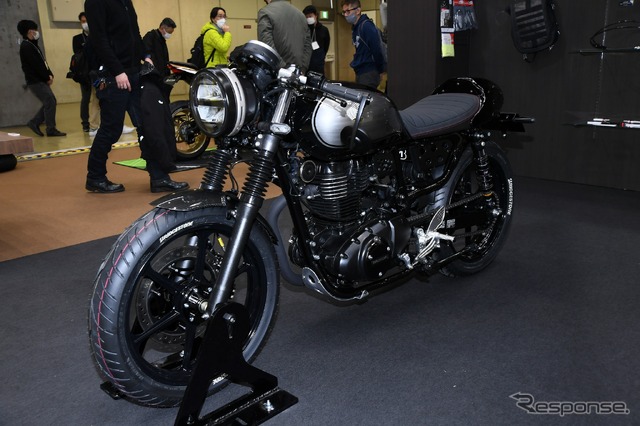 アクティブがカフェレーサースタイルにカスタムしたホンダ GB350S(東京モーターサイクルショー2022)