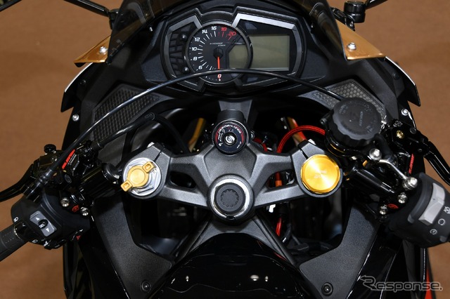 カワサキ NINJA ZX-25R(東京モーターサイクルショー2022)