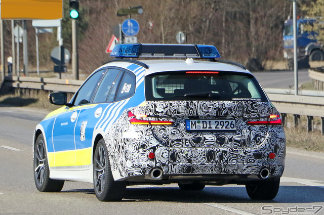 BMW 3シリーズ 改良新型 ポリスカー プロトタイプ スクープ写真