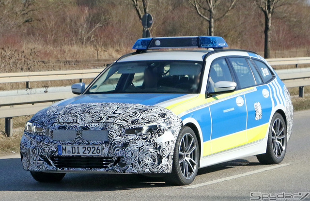 BMW 3シリーズ 改良新型 ポリスカー プロトタイプ スクープ写真