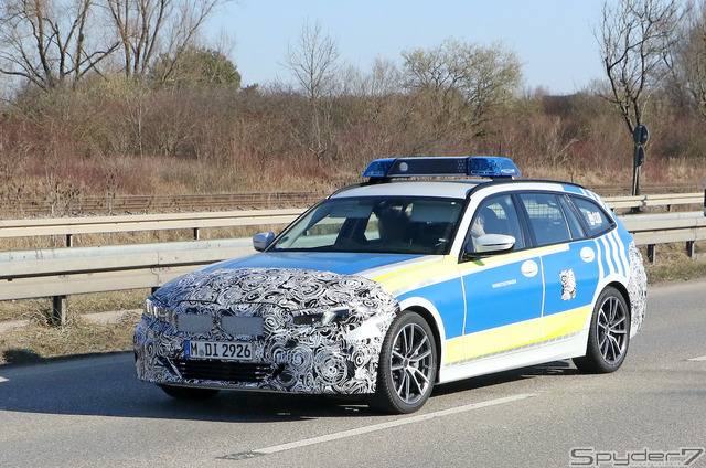 BMW 3シリーズ 改良新型 ポリスカー プロトタイプ スクープ写真
