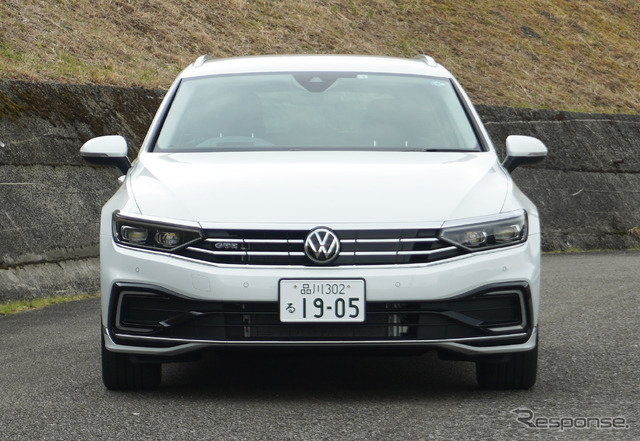VW パサート GTE ヴァリアント
