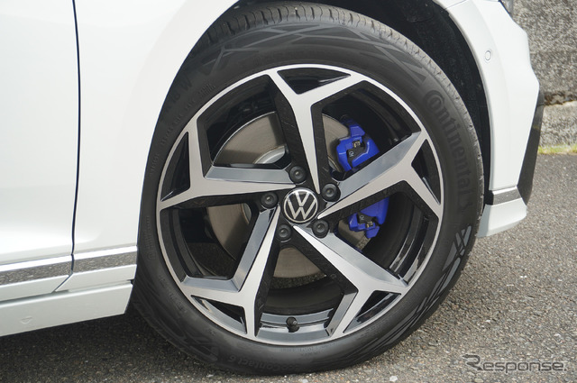 VW パサート GTE ヴァリアント