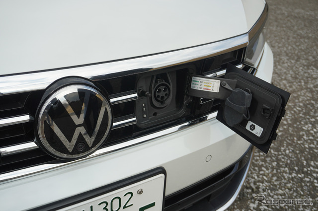 VW パサート GTE ヴァリアント