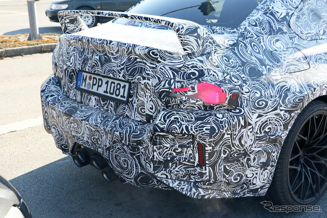 「Mパフォーマンスパッケージ」装着車と思われるBMW M2クーペ 新型プロトタイプ(スクープ写真)