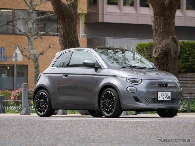 フィアット 500e Icon
