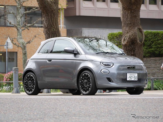 フィアット 500e Icon