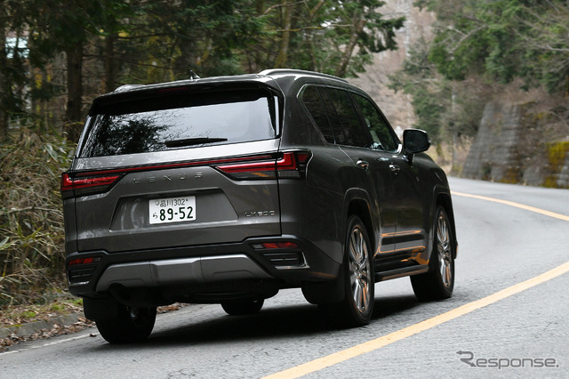 レクサス LX600 EXECTIVE(4人乗り)