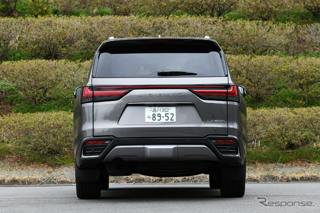 レクサス LX600 EXECTIVE(4人乗り)