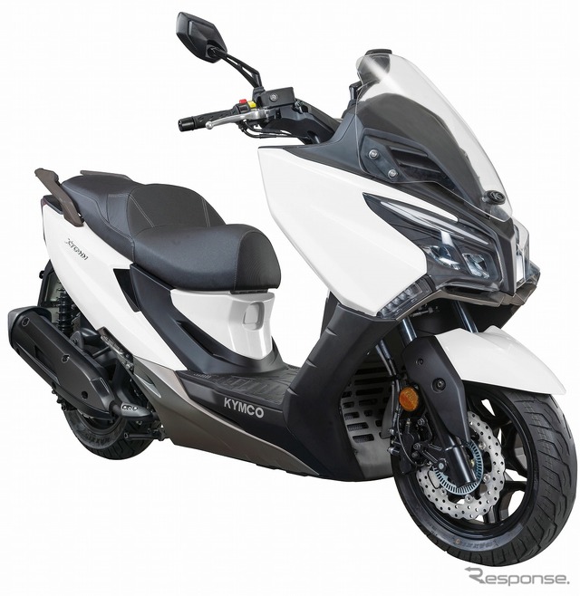 キムコ・X-タウン CT250(パーリーホワイト)