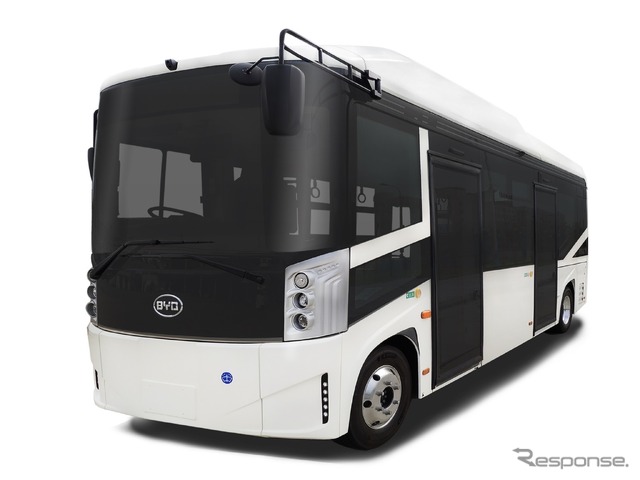 小型電気バス、BYD J6：車長6.99m、航続約200km