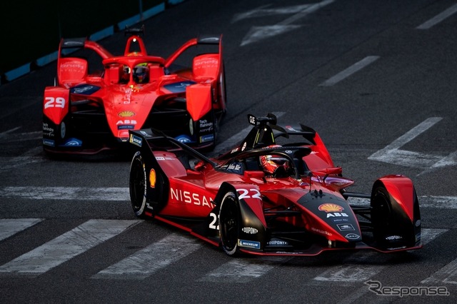 ニッサンほか、自動車メーカーも積極的に参戦している