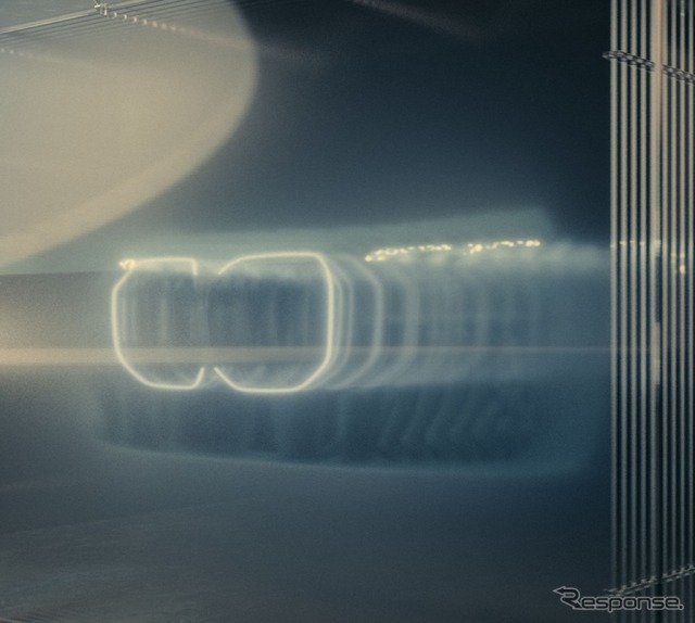 BMW i7 のティザー写真