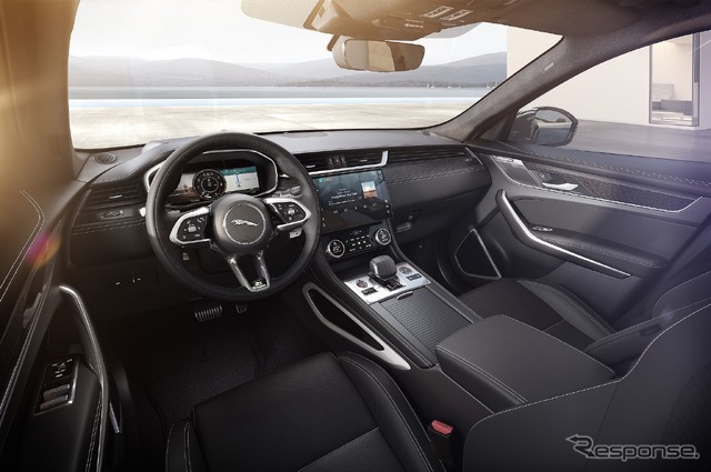 ジャガー F-PACE の2023年モデル（欧州仕様）