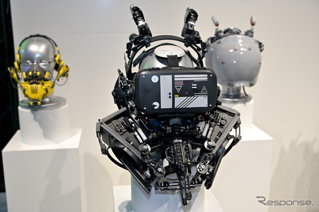 SFプロトタイピング展に展示されたサイバーパンクなヘッドセット