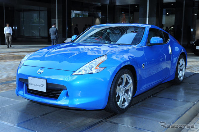【日産 フェアレディZ 新型発表】180cm+・90kg+…フィット感あり