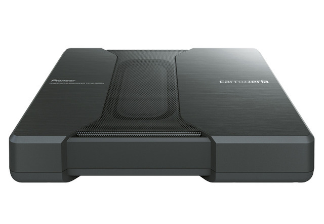 パワードサブウーファーの一例(カロッツェリア・TS-WH500A)。