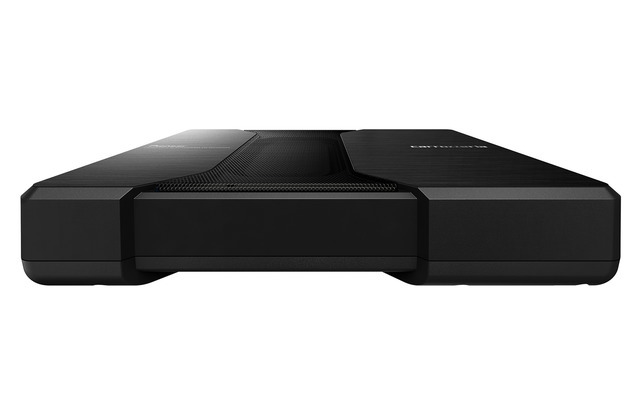 パワードサブウーファーの一例(カロッツェリア・TS-WH500A)。