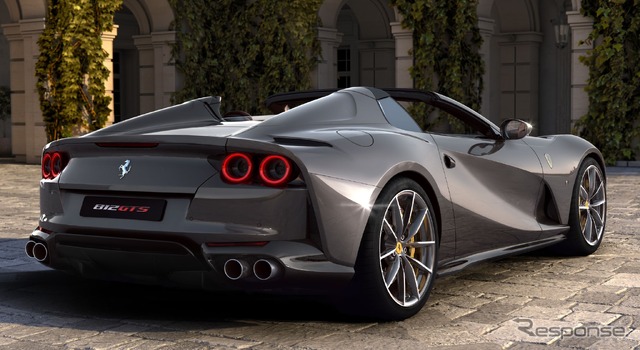 フェラーリ812GTS(参考)