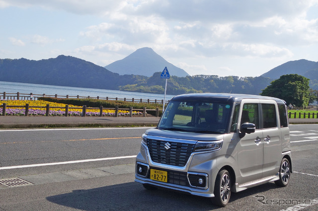 スズキ スペーシアカスタム HYBRID XSターボで3600km。鹿児島・薩摩半島南部の火口湖、池田湖にて。