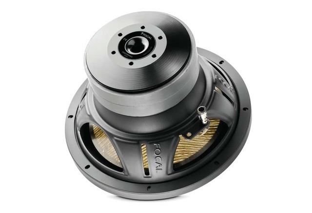 「サブウーファー」の一例(フォーカル・P 25 FE)。