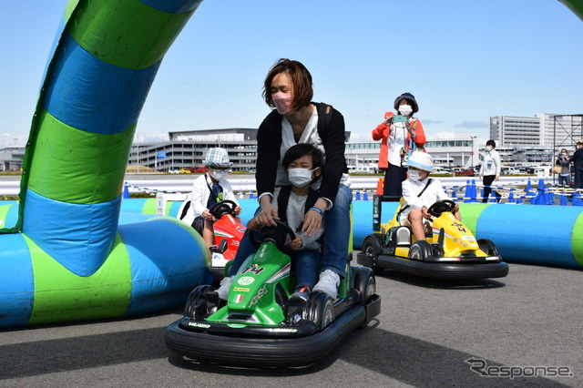 キッズ向けのカートも賑わいを見せている