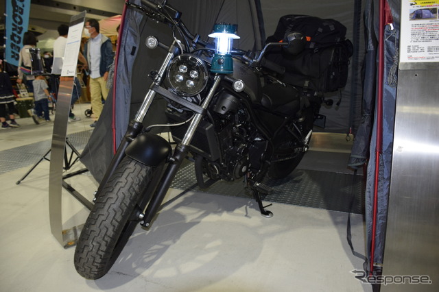 バイクと寝られるプロト「モトテント」(ビークルスタイル)
