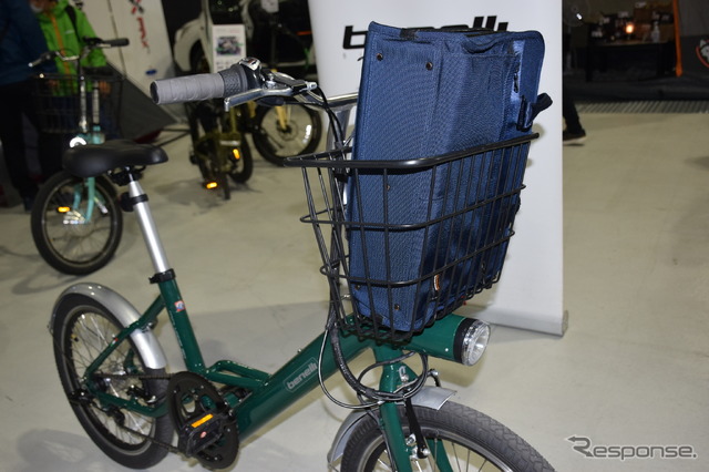 プロト:前カゴの設計に工夫がされ、大きな荷物を積んでも操縦がしやすい(ビークルスタイル)