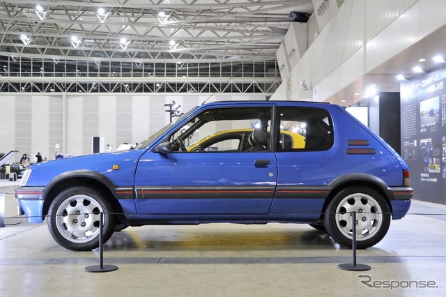 プジョー 205(オートモビルカウンシル2022ステランティスジャパンブース)