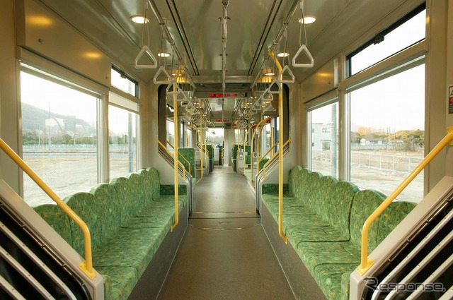 広島電鉄5100形(車内)