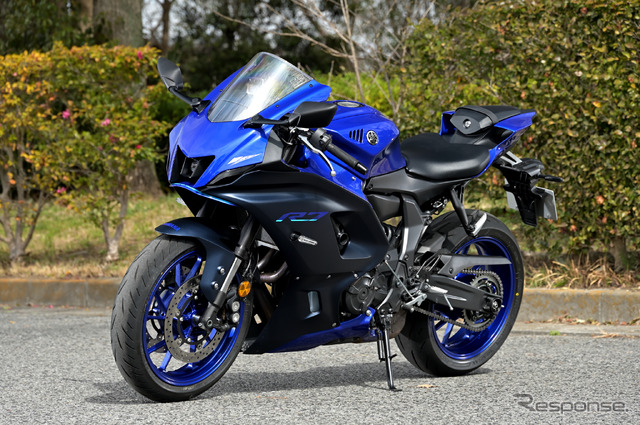 ヤマハ YZF-R7