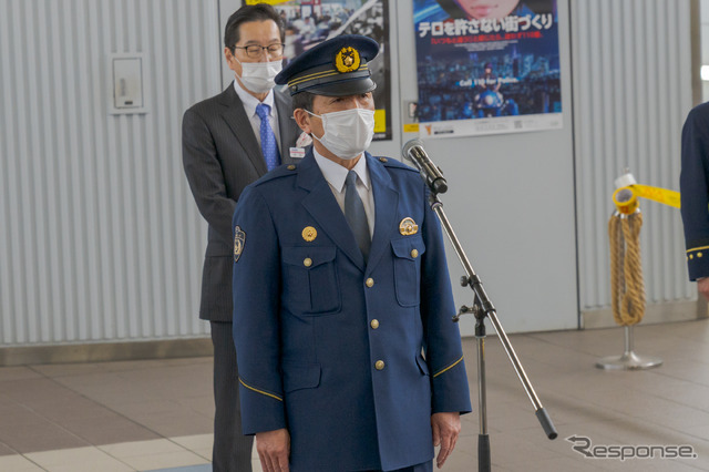 警視庁調布警察署長 尾門出氏。