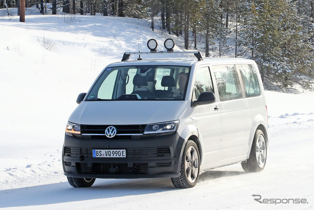 VW ID.Buzz ロングタイプの開発車両(スクープ写真)