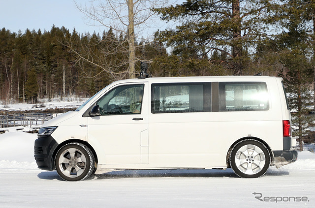 VW ID.Buzz ロングタイプの開発車両(スクープ写真)