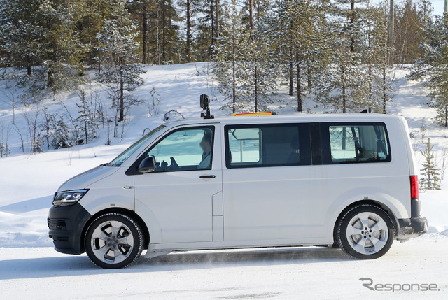 VW ID.Buzz ロングタイプの開発車両(スクープ写真)