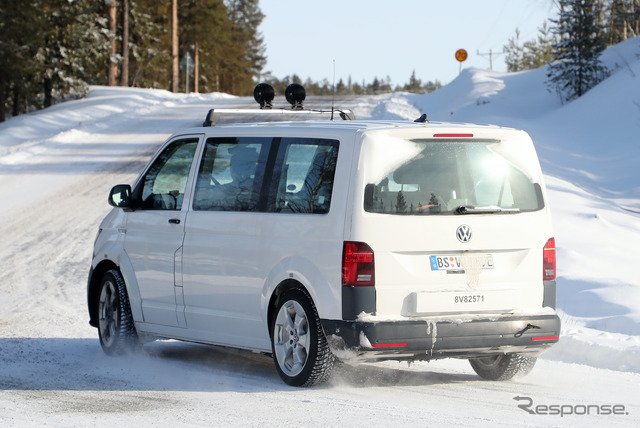 VW ID.Buzz ロングタイプの開発車両(スクープ写真)