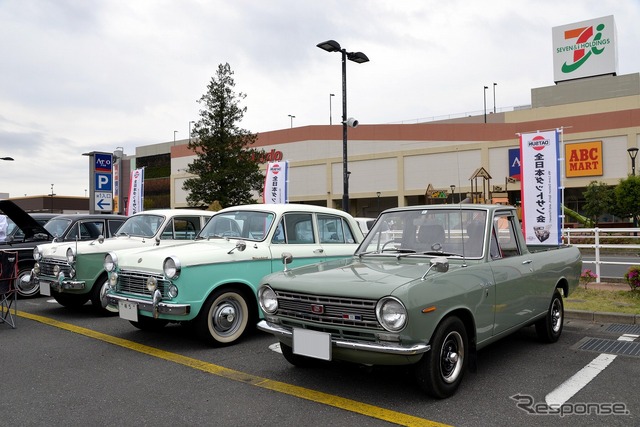 アリオ上尾 昭和平成なつかしオールドカー展示会