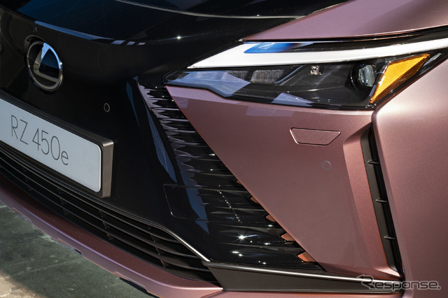 レクサス RZ(欧州仕様車)