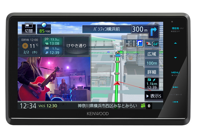 市販「AV一体型ナビ」の一例(ケンウッド・MDV-S809F)。
