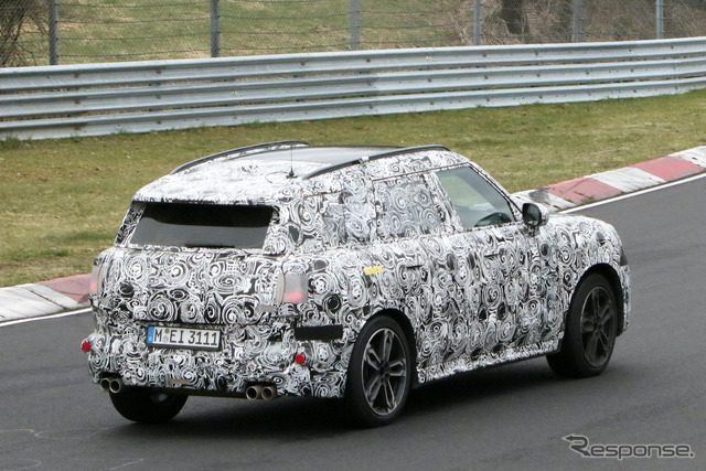 MINI クーパーS クロスオーバー 次期型プロトタイプ(スクープ写真)