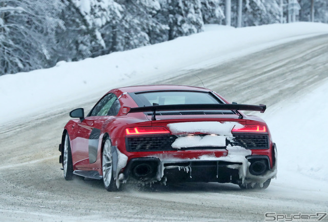 アウディ R8 V10 パフォーマンス RS ファイナルエディション（仮）スクープ写真