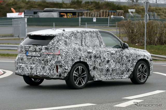 BMW X1 次期型プロトタイプ(スクープ写真)