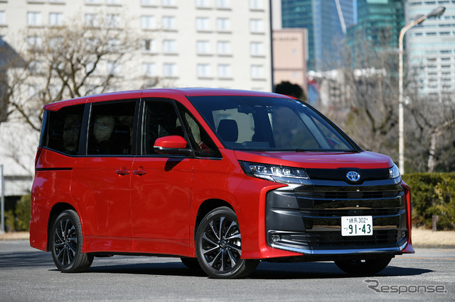 トヨタ ノア 新型(ハイブリッド)