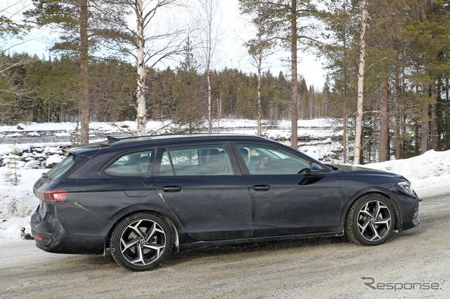 VW パサート 次期型プロトタイプ(スクープ写真)